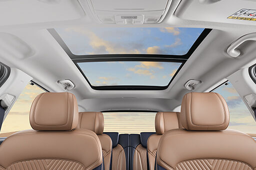 Hyundai Alcazar Voice Enabled Smart Panoramic Sunroof